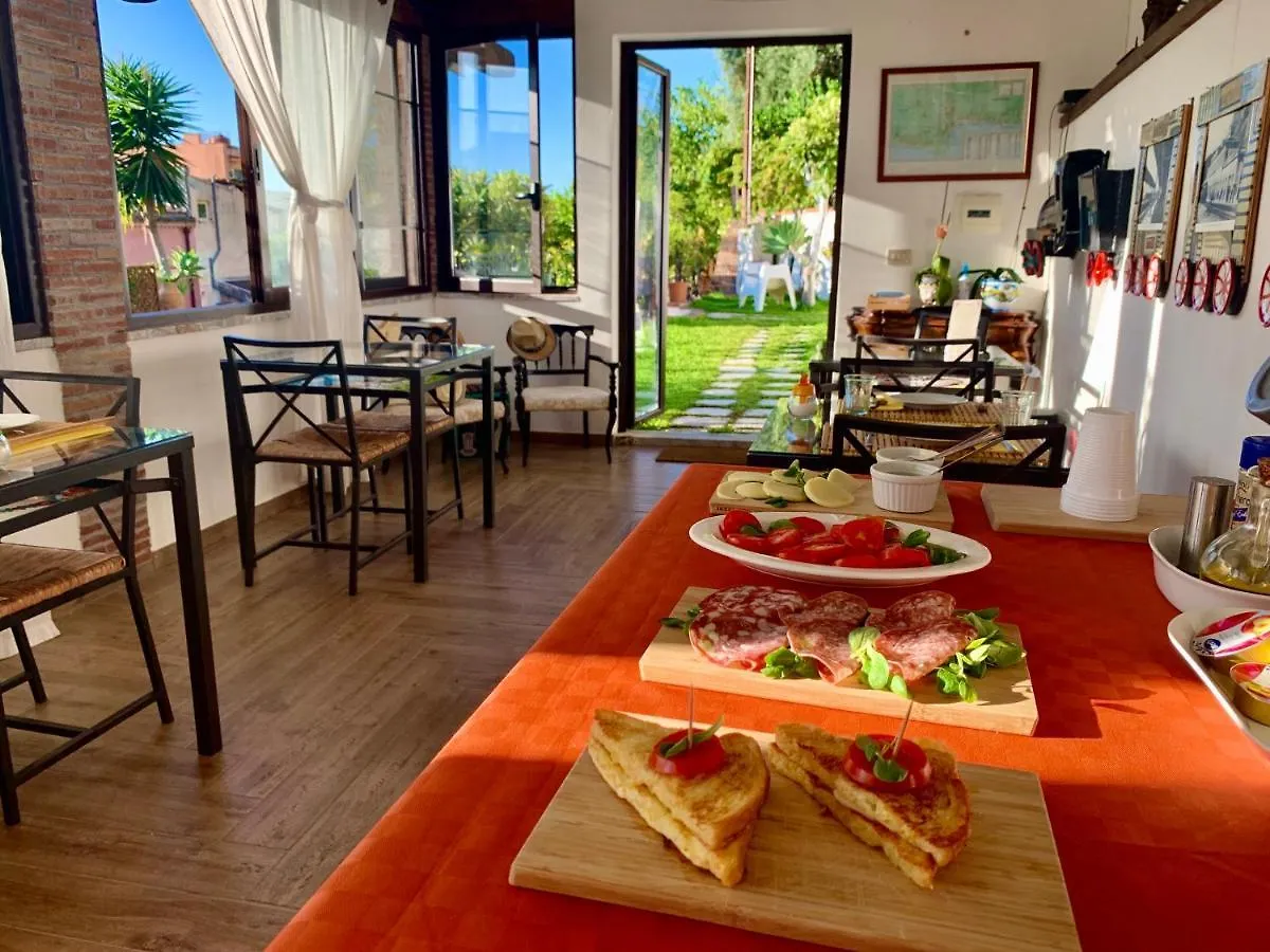 B&B Villa Vittoria Giardini Naxos Bed & Breakfast