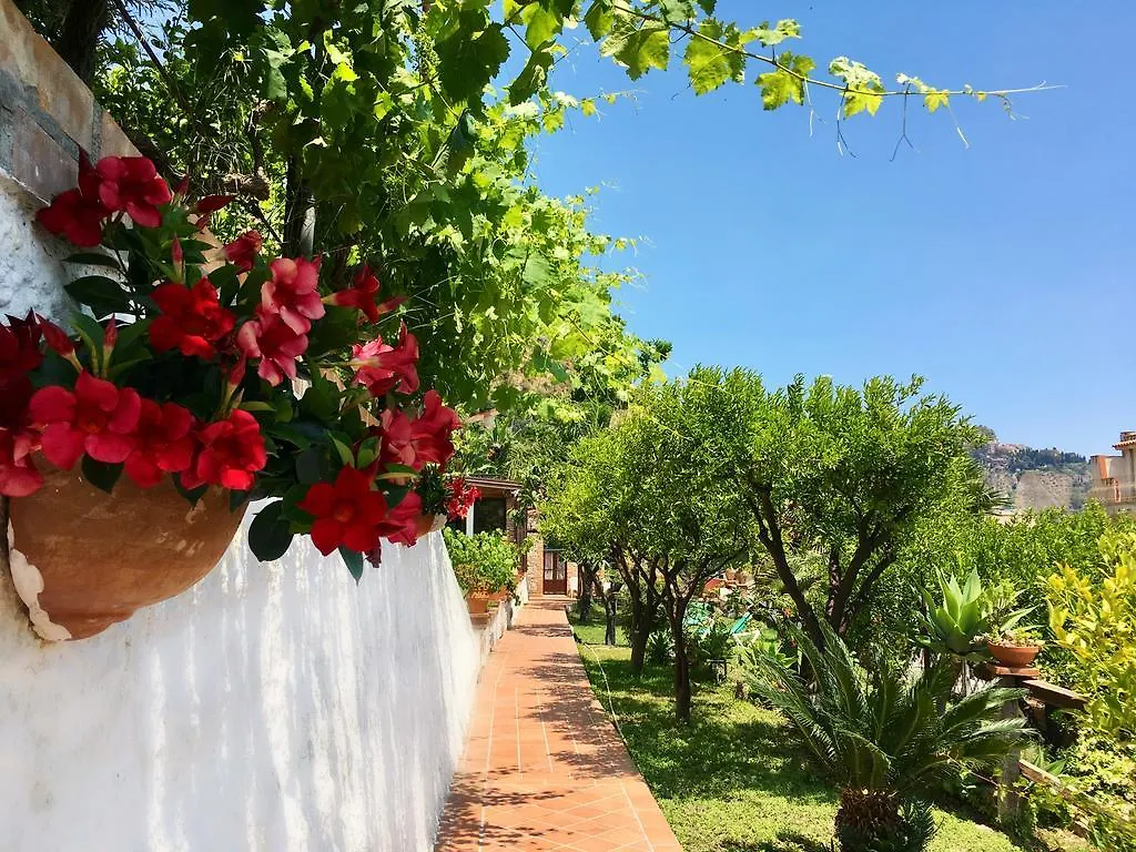 Bed & Breakfast B&B Villa Vittoria Giardini Naxos