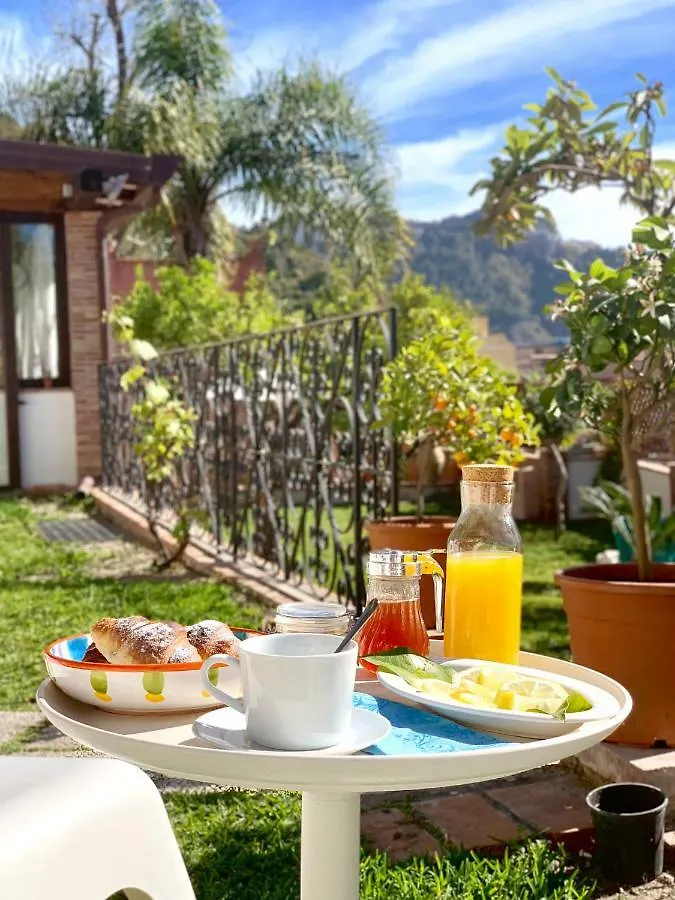 B&B Villa Vittoria Giardini Naxos 0*,  Italy
