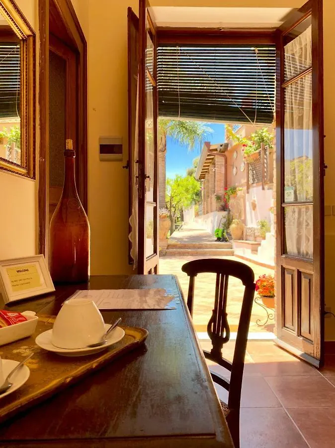 B&B Villa Vittoria Giardini Naxos 0*,  Italy